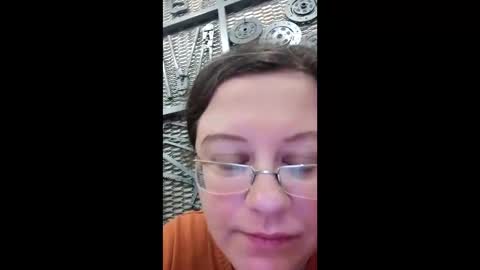 Snapshot of webgirl2 chatting on March 10, 5:39 pm Marina online show from March 10, 5:39 pm