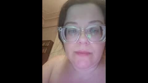 Snapshot of webgirl2 chatting on October 11, 8:33 pm Marina online show from October 11, 8:33 pm