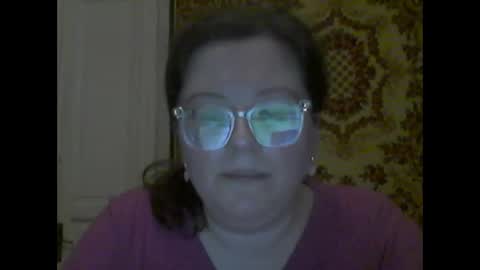 Snapshot of webgirl2 chatting on October 12, 9:50 pm Marina online show from October 12, 9:50 pm