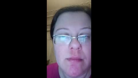 Snapshot of webgirl2 chatting on March 2, 7:19 pm Marina online show from March 2, 7:19 pm