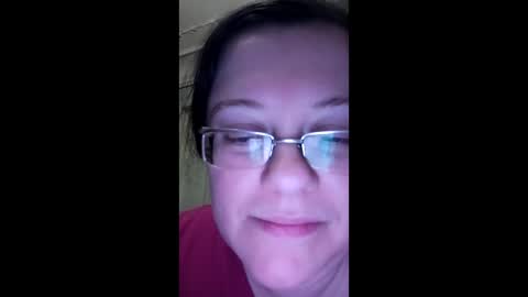 Snapshot of webgirl2 chatting on December 16, 8:37 pm Marina online show from December 16, 8:37 pm