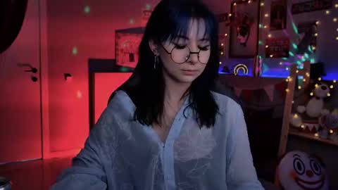 little girl who is always rightLisa online show from July 1, 1:27 am