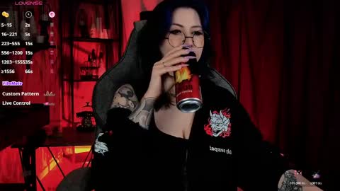 little girl who is always rightLisa online show from April 28, 2:27 am