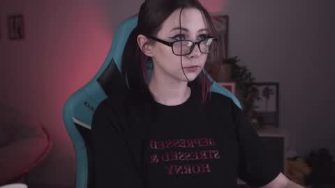 little girl who is always rightLisa online show from February 11, 2:25 am