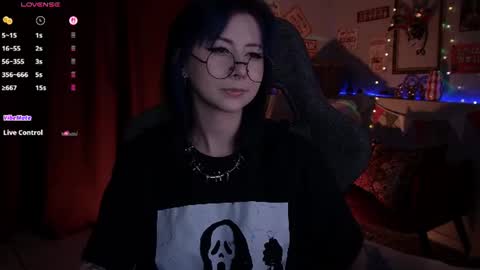 little girl who is always rightLisa online show from July 22, 1:39 am
