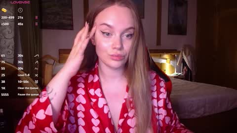 Lana online show from February 21, 9:15 pm