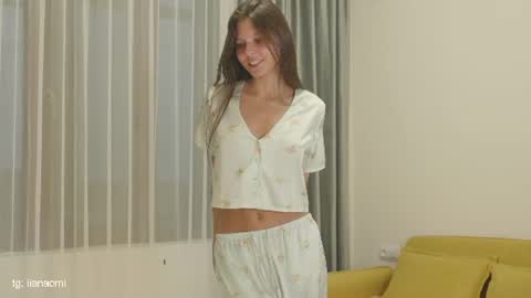 Naomi online show from July 25, 1:45 am