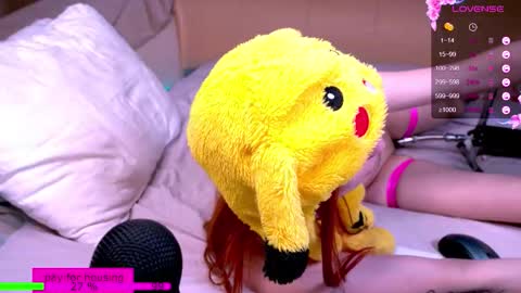 white_widow_ online show from December 3, 11:45 am