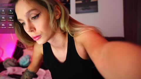 Snapshot of whitebanny chatting on January 14, 3:04 pm Kate online show from January 14, 3:04 pm