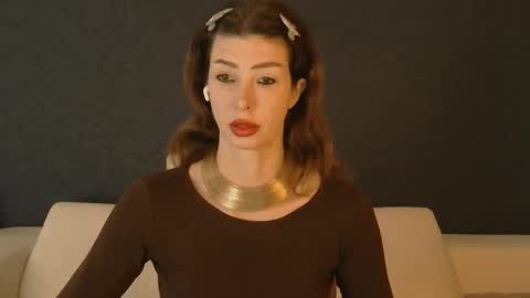 White Queen online show from September 27, 11:39 am