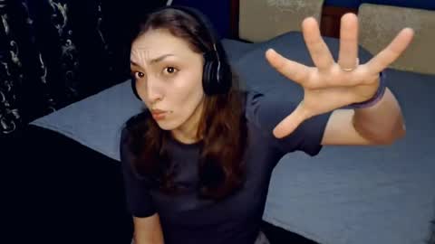 Cindy online show from April 24, 3:15 pm