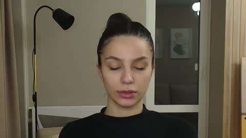 Snapshot of whoislulu chatting on March 3, 7:14 pm whoislulu online show from March 3, 7:14 pm
