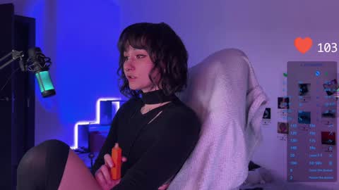 iggy iggz online show from January 6, 9:00 pm