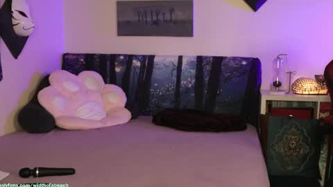 Gretchen online show from April 21, 1:42 am