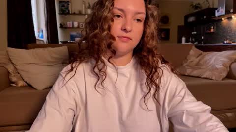 VI online show from September 25, 1:43 pm