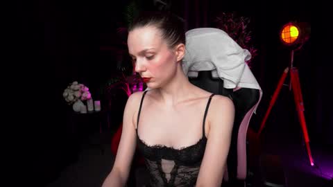 Alice online show from February 27, 4:18 pm