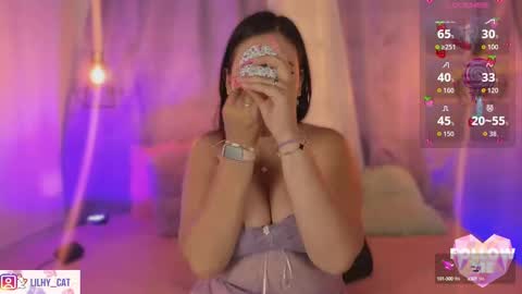 Snapshot of wild_lilhy chatting on September 18, 7:45 pm Lily online show from September 18, 7:45 pm