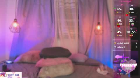 Snapshot of wild_lilhy chatting on September 27, 12:07 am Lily online show from September 27, 12:07 am