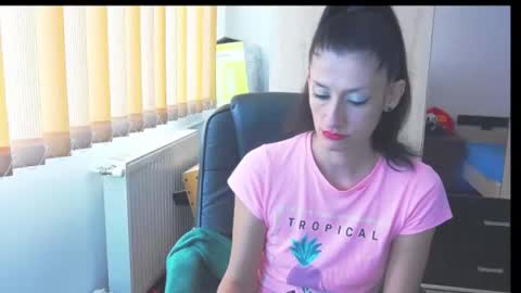 Bea online show from October 13, 6:27 am