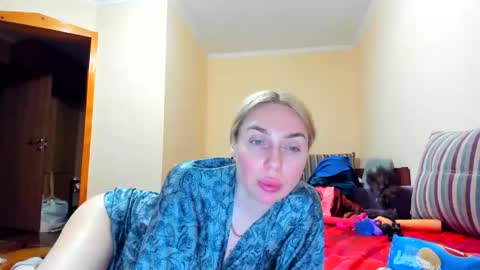 analgirl555 online show from March 28, 9:57 pm