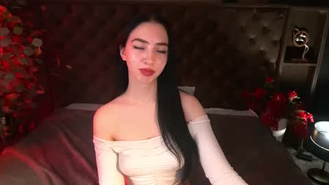 Alena online show from December 3, 7:33 am