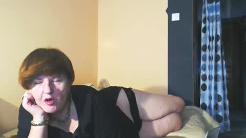 Snapshot of wildredcat chatting on January 21, 8:08 am WildRedCat online show from January 21, 8:08 am