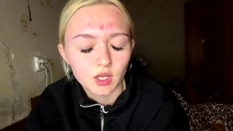 Sophia online show from April 28, 3:49 pm