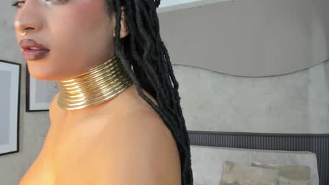 Snapshot of willow_hendrix chatting on January 9, 11:47 am Ms Willow online show from January 9, 11:47 am