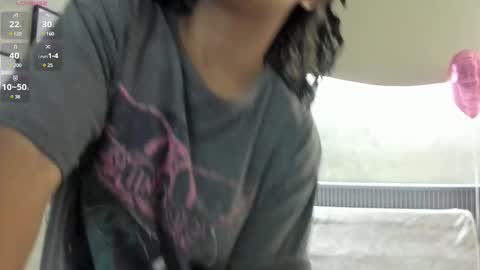 Snapshot of willow_hendrix chatting on February 15, 11:39 am Ms Willow online show from February 15, 11:39 am
