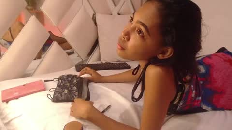 luna online show from April 23, 1:57 pm