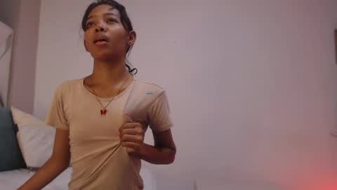 luna online show from April 24, 2:09 pm