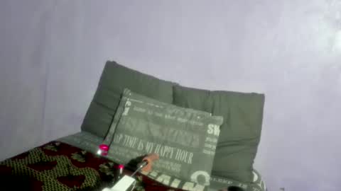 wilmaassylum online show from April 24, 9:12 am