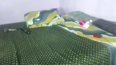 wilmaassylum online show from October 17, 7:11 am