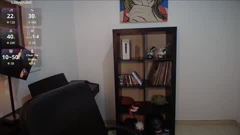 Snapshot of windy_butterfly chatting on October 2, 5:07 pm Sara online show from October 2, 5:07 pm