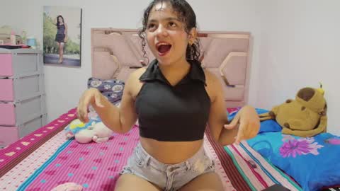  Winnifer Gonzalez  online show from April 1, 3:18 am