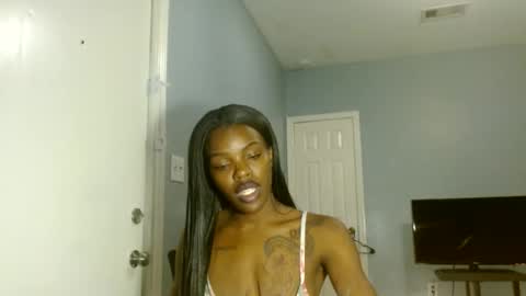 Chanel online show from January 1, 8:56 am