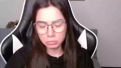 Alex online show from June 5, 2:48 am