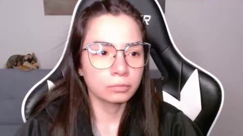 Alex online show from April 25, 2:25 am