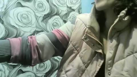 wolfxsnow online show from April 5, 7:46 pm