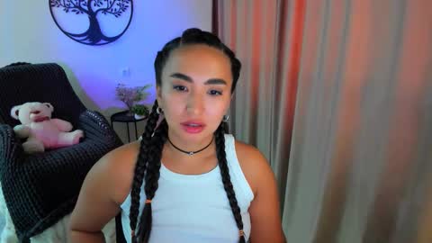 dudetta Kim online show from November 9, 8:32 am