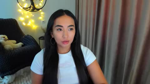 dudetta Kim online show from January 14, 8:41 am