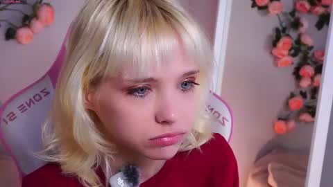 wow_angel online show from July 18, 6:06 am