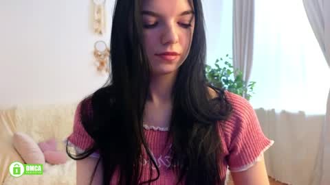 Evelin online show from April 12, 12:30 pm