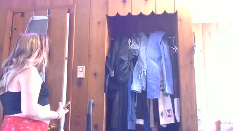 x2kayx2 online show from October 8, 5:06 pm