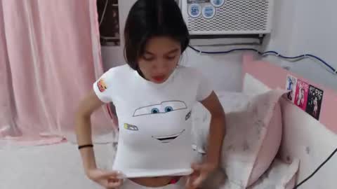 x_lexi_x online show from April 26, 9:12 pm