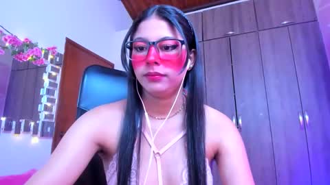 Snapshot of xallysonx_ chatting on September 25, 11:53 am XALLYSONX online show from September 25, 11:53 am