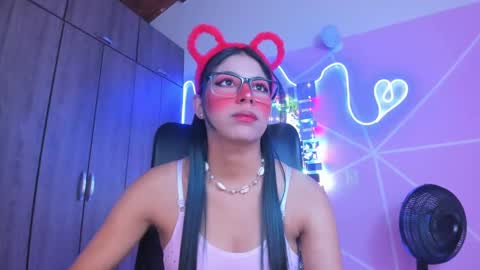 Snapshot of xallysonx_ chatting on January 21, 11:24 am XALLYSONX online show from January 21, 11:24 am