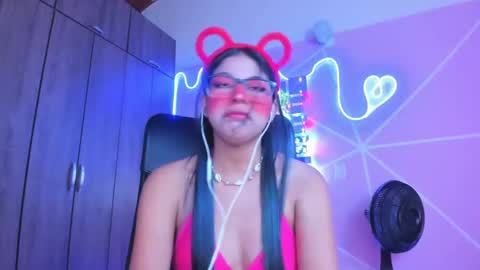 Snapshot of xallysonx_ chatting on January 23, 11:26 am XALLYSONX online show from January 23, 11:26 am