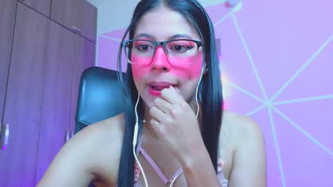 XALLYSONX online show from April 25, 12:41 pm