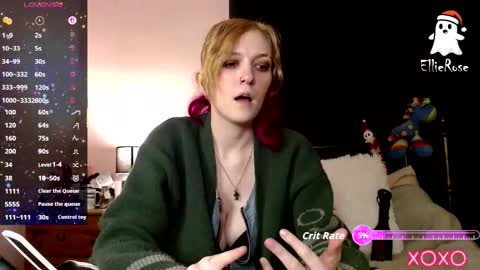 EllieeRose online show from December 18, 5:12 am